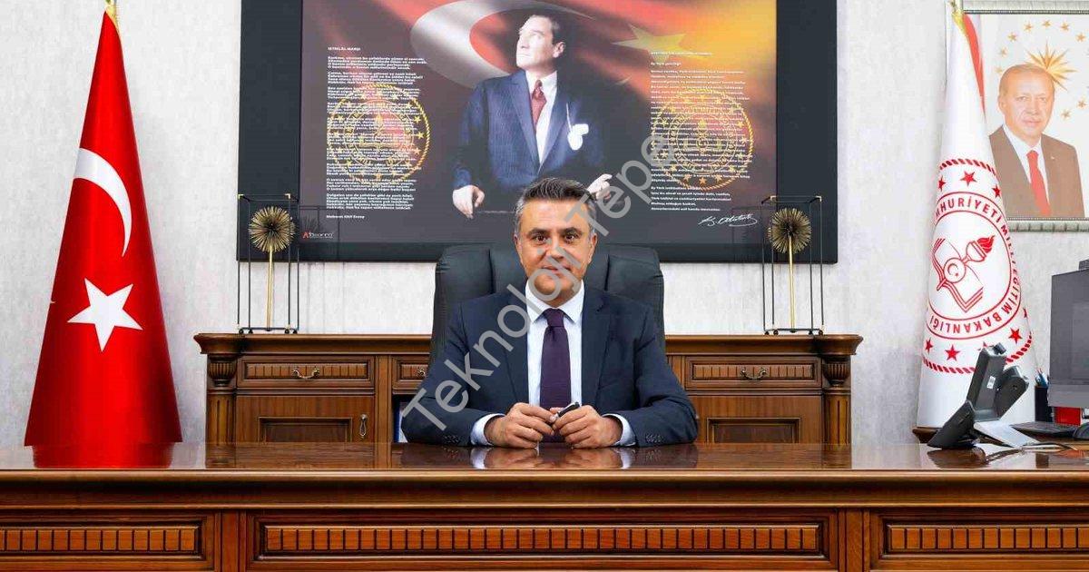 "Denizli'den Anlamlı Mesaj: Öğretmenlik Bir Meslek Değil, Bir Ömürdür" başlıklı haber için fotoreali