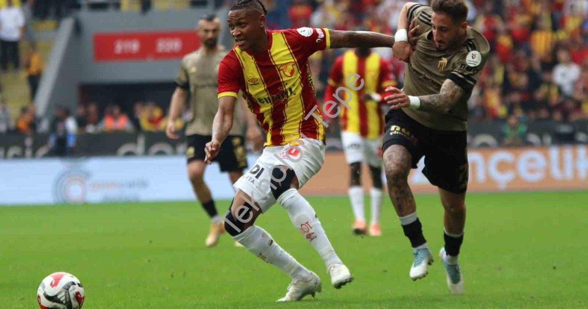 "Süper Lig'de VAR Gecesi: Göztepe ve Kocaelispor Maçında Kartlar Konuştu" başlıklı haber için fotore