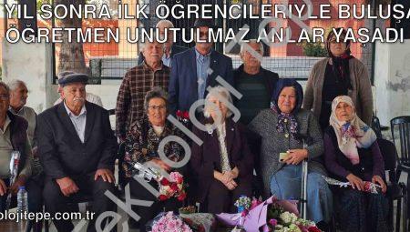 62 Yıl Sonra İlk Öğrencileriyle Buluşan Öğretmen Unutulmaz Anlar Yaşadı
