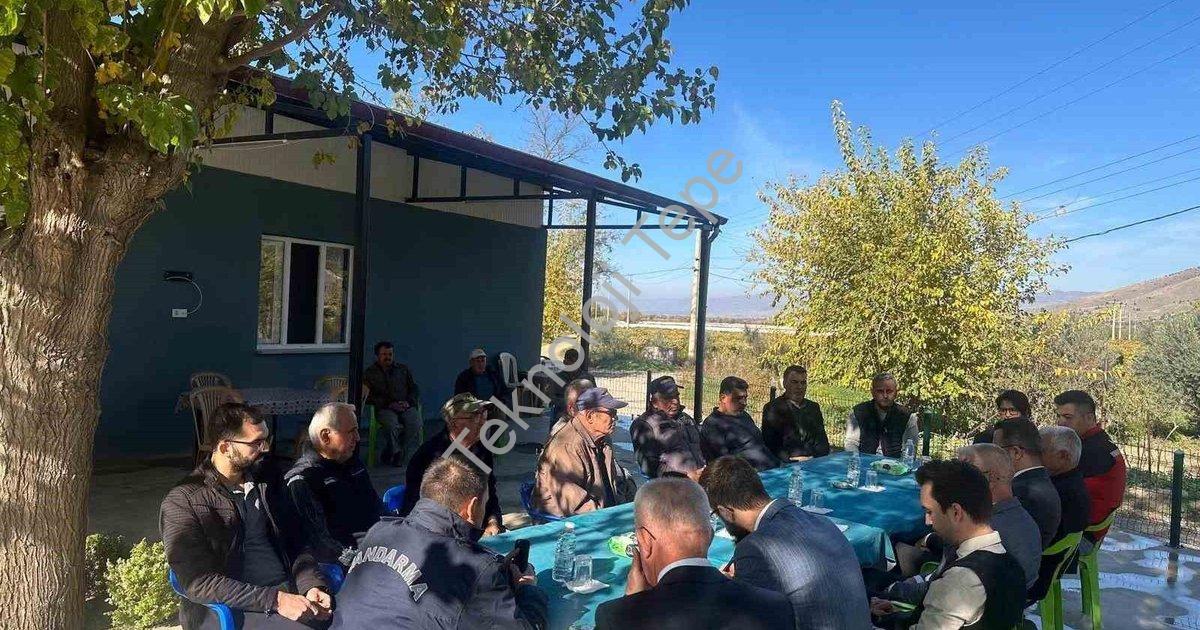 "Sarıgöl Kaymakamı Halil Dalak Sığırtmaçlı Mahallesi'nde Vatandaşla Buluştu" başlıklı haber için fot