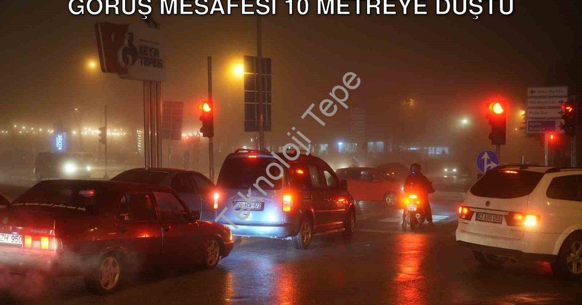 "Denizli'de Sağanak Sonrası Yoğun Sis: Görüş Mesafesi 10 Metreye Düştü" başlıklı haber için fotoreal